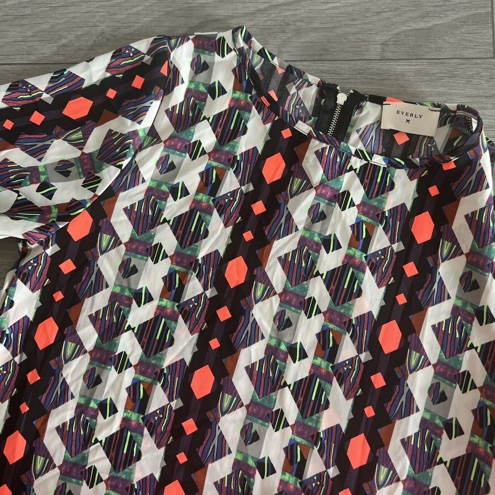 Everly Womens Multicolor Abstract Blouse‎ Size Medium